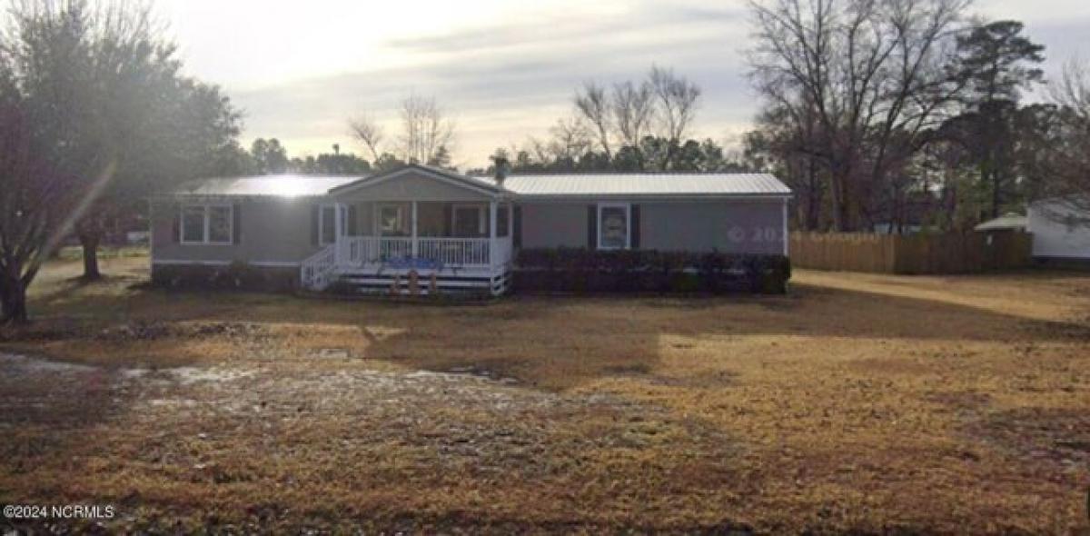 Picture of Home For Sale in Leland, North Carolina, United States