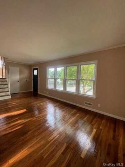 Home For Sale in Yonkers, New York