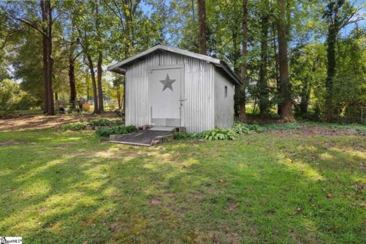 Picture of Home For Sale in Travelers Rest, South Carolina, United States