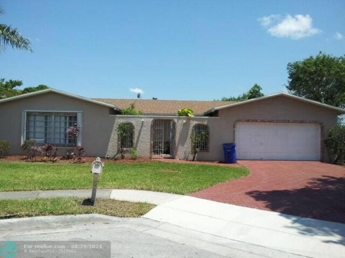 Picture of Home For Sale in Margate, Florida, United States