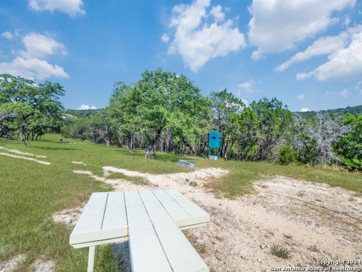 Picture of Residential Land For Sale in Tarpley, Texas, United States