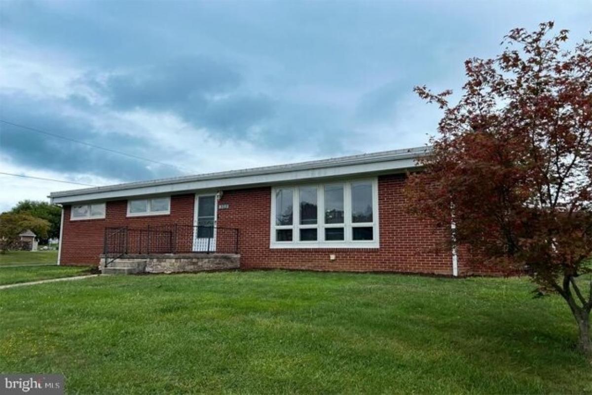 Picture of Home For Sale in Waynesboro, Pennsylvania, United States