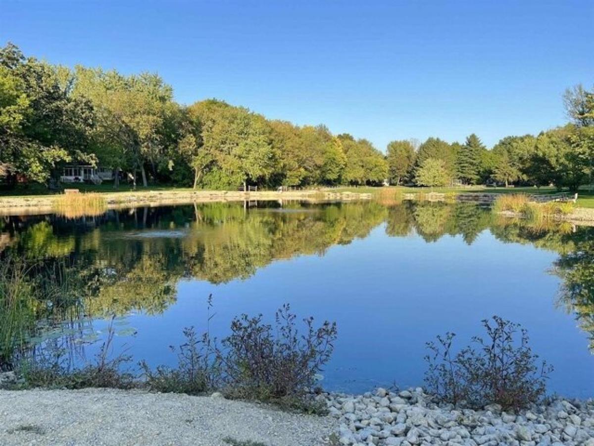 Picture of Home For Sale in Edgerton, Wisconsin, United States