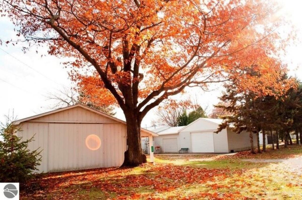 Picture of Home For Sale in Au Gres, Michigan, United States