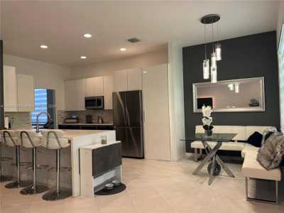 Home For Rent in Weston, Florida