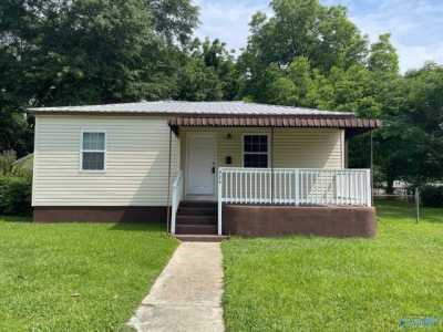 Home For Sale in Gadsden, Alabama