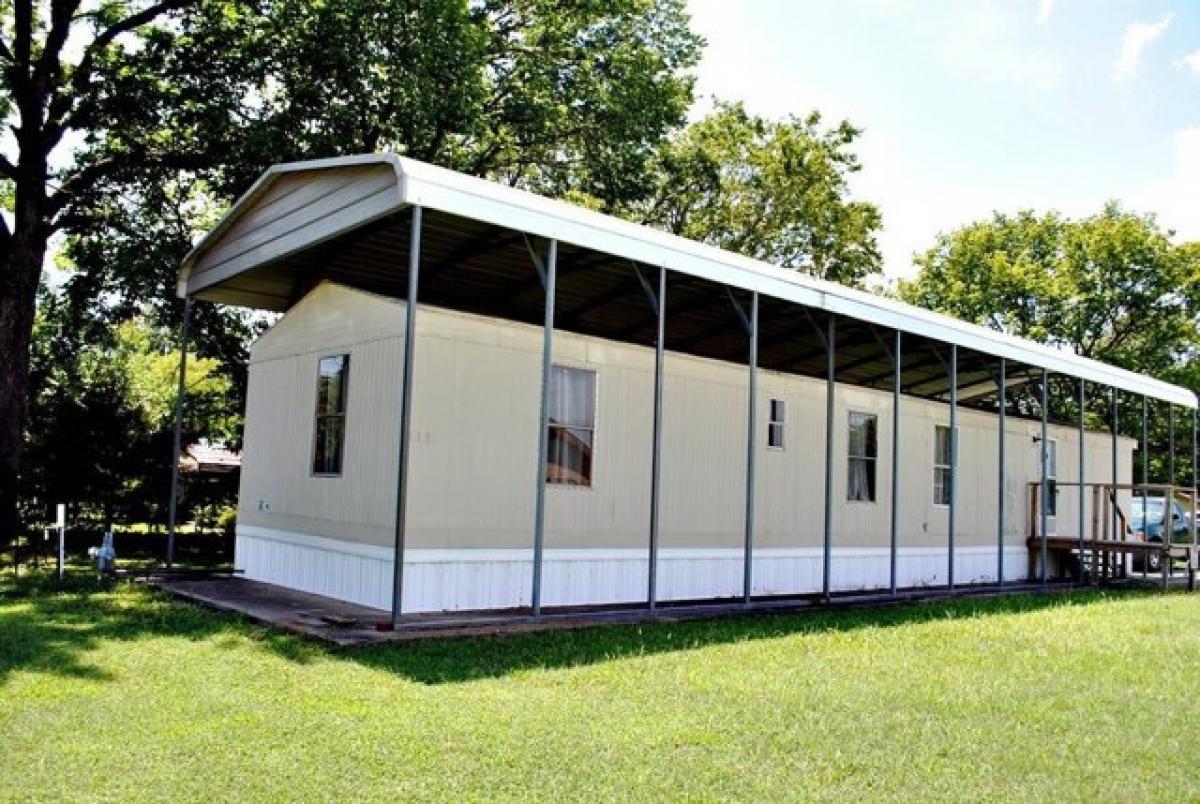 Picture of Home For Sale in Edna, Kansas, United States