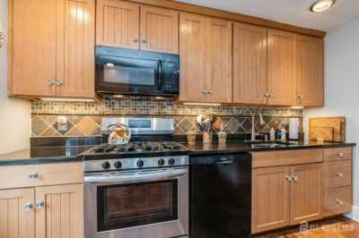 Home For Sale in Middlesex, New Jersey