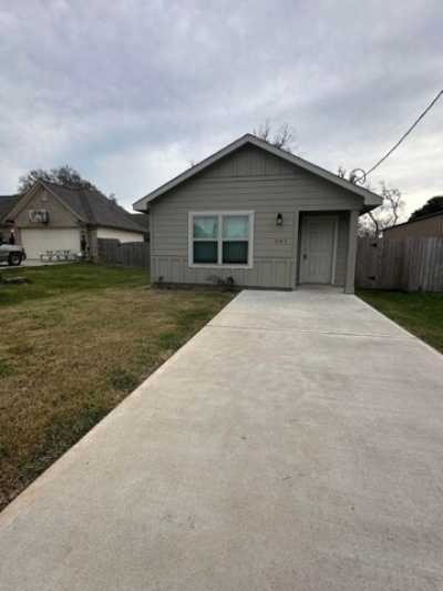 Home For Sale in Angleton, Texas