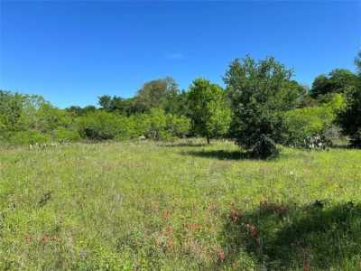 Residential Land For Sale in Luling, Texas