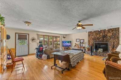 Home For Sale in Taylor, Michigan