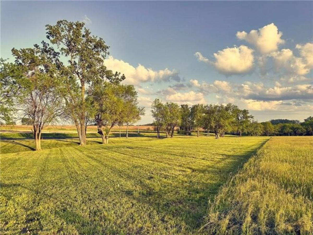 Picture of Residential Land For Sale in Kansas City, Missouri, United States