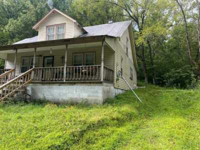 Home For Sale in Burkesville, Kentucky