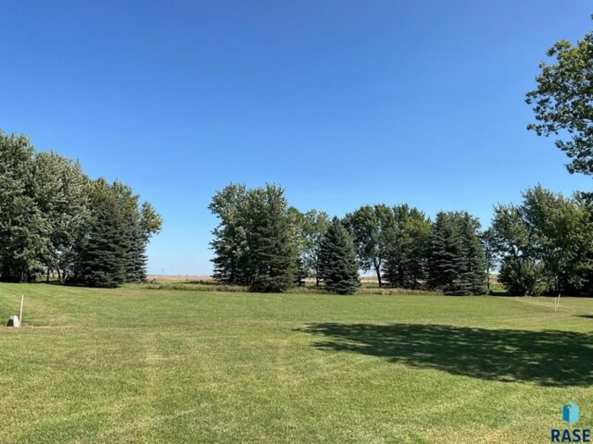 Picture of Residential Land For Sale in Madison, South Dakota, United States