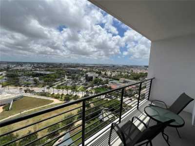 Home For Sale in Doral, Florida