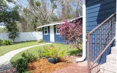 Home For Sale in Lake City, Florida