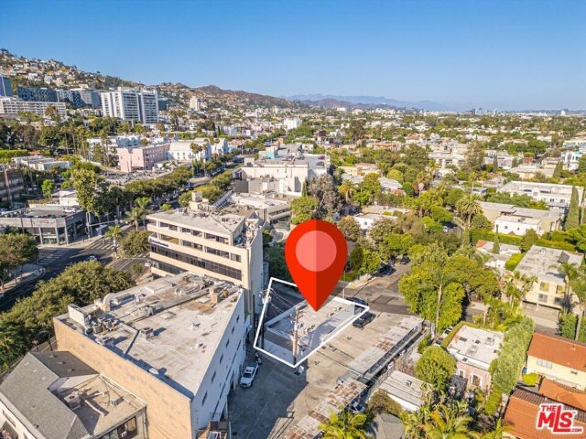 Picture of Home For Sale in West Hollywood, California, United States