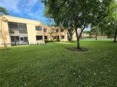 Home For Rent in Weston, Florida