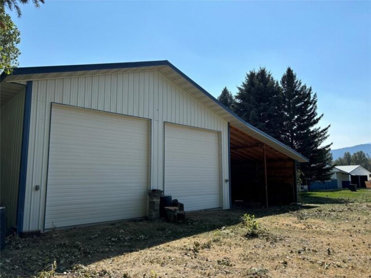 Picture of Home For Sale in Darby, Montana, United States