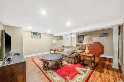 Home For Sale in Lynbrook, New York