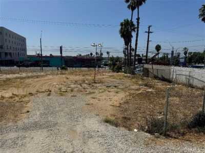 Residential Land For Sale in Signal Hill, California