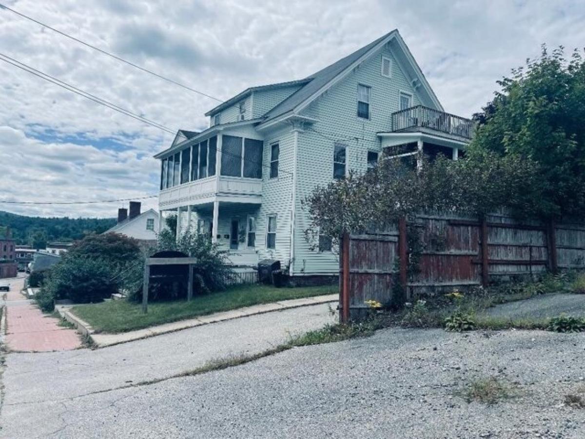 Picture of Home For Sale in Newport, New Hampshire, United States