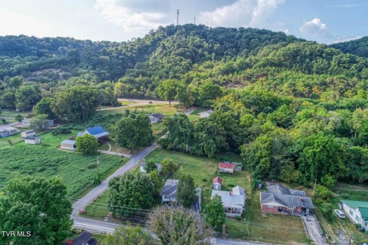 Picture of Home For Sale in Rogersville, Tennessee, United States