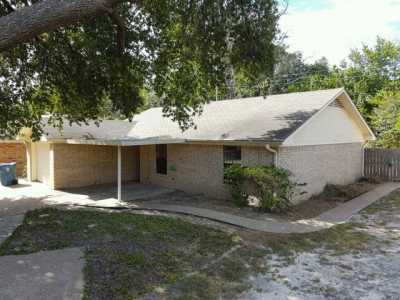 Home For Sale in Athens, Texas