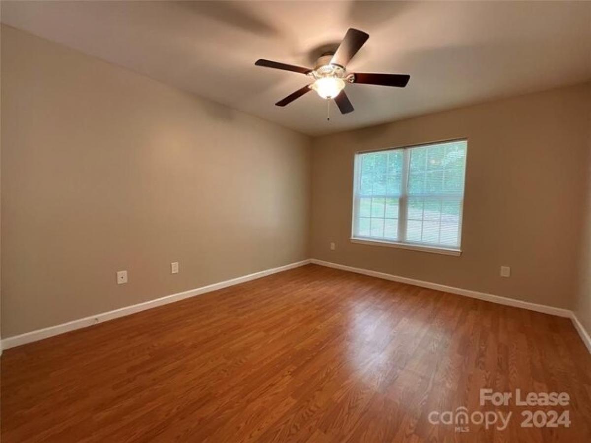 Picture of Home For Rent in Newton, North Carolina, United States