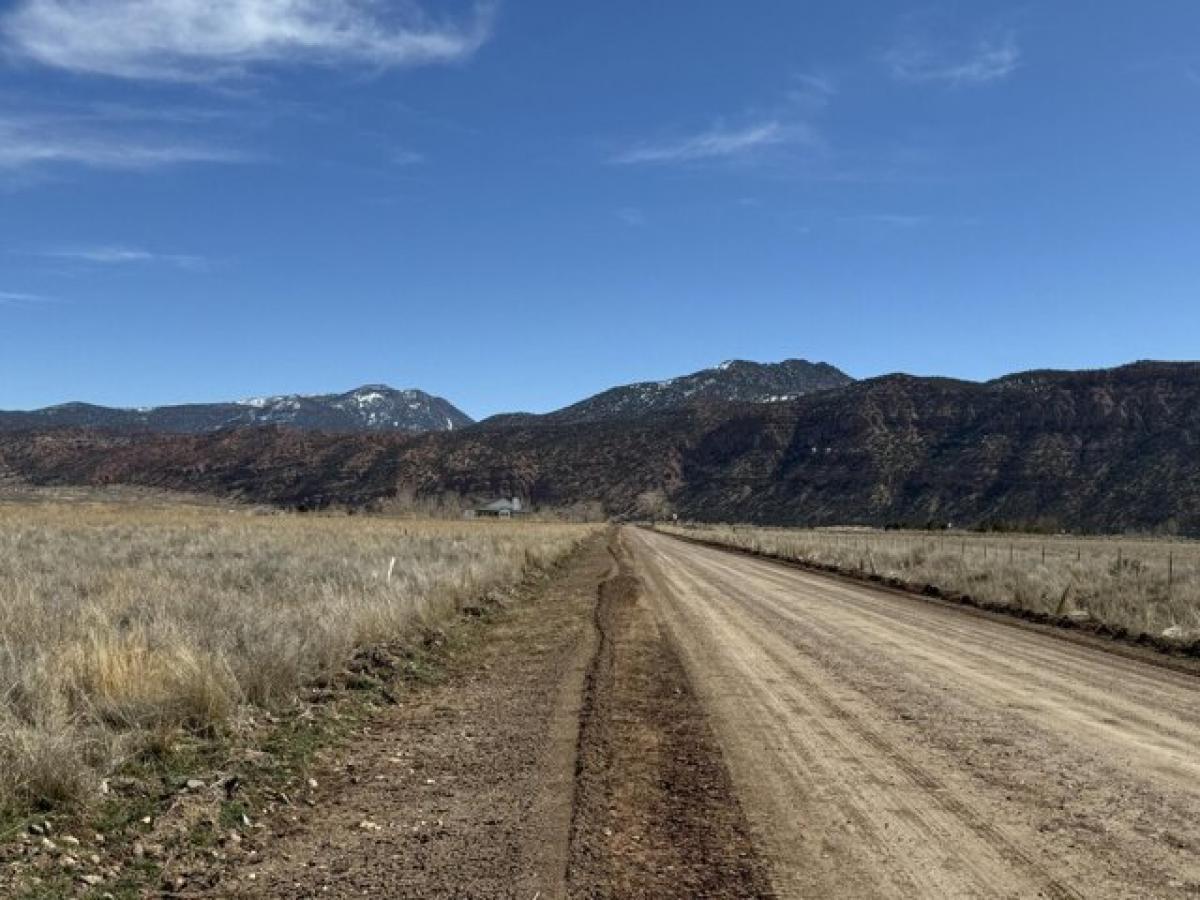 Picture of Residential Land For Sale in Paragonah, Utah, United States