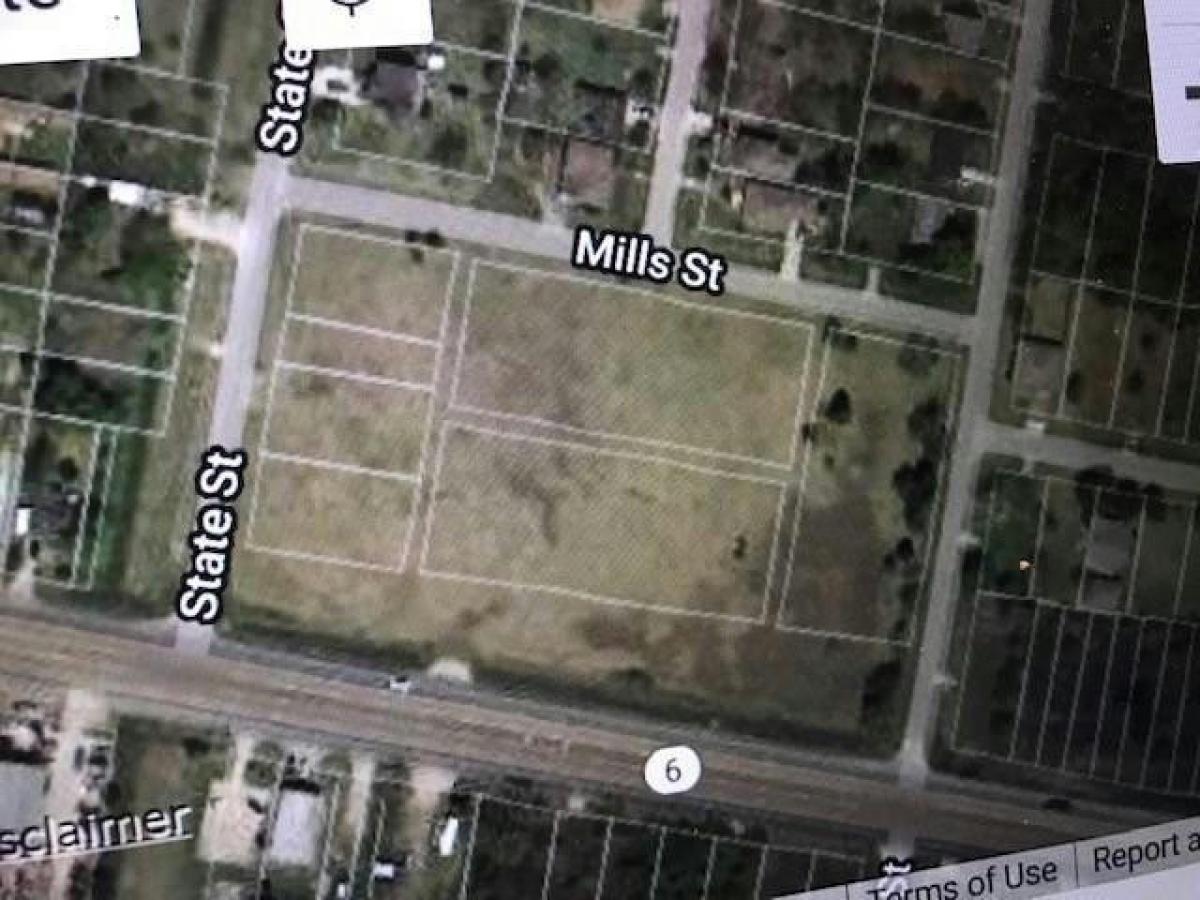 Picture of Residential Land For Sale in Hitchcock, Texas, United States