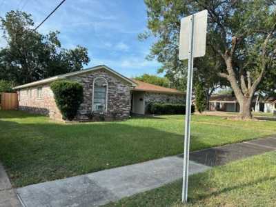 Home For Sale in Deer Park, Texas