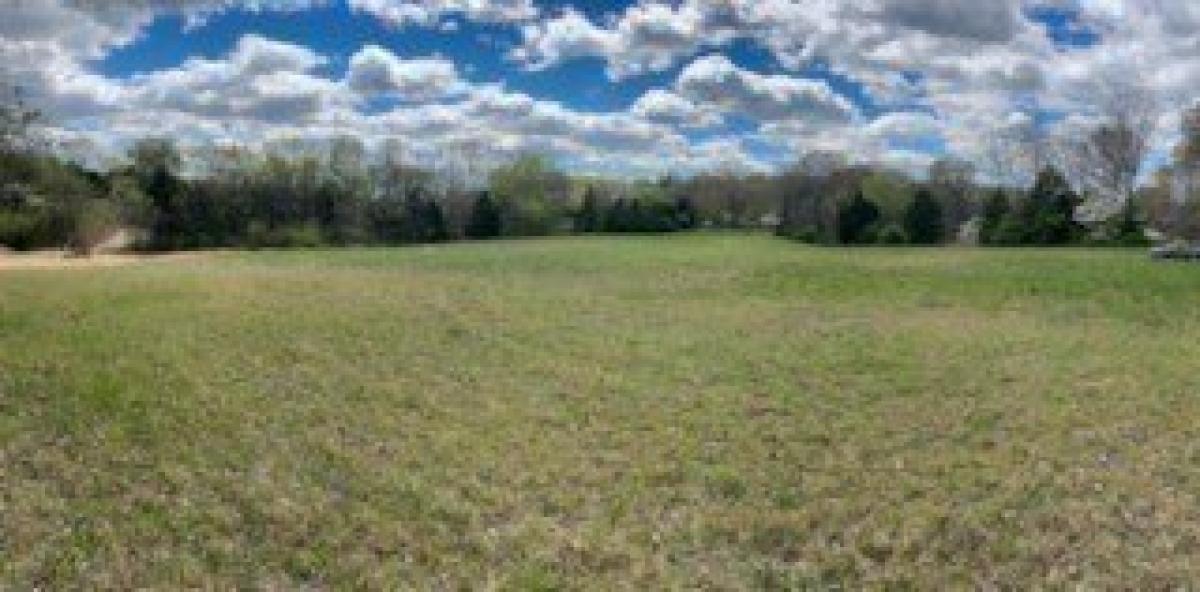 Picture of Residential Land For Sale in Burns, Tennessee, United States