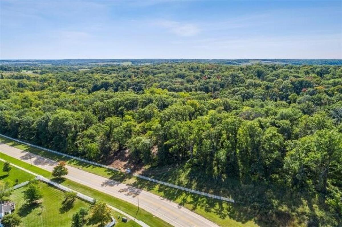 Picture of Residential Land For Sale in Cedar Rapids, Iowa, United States