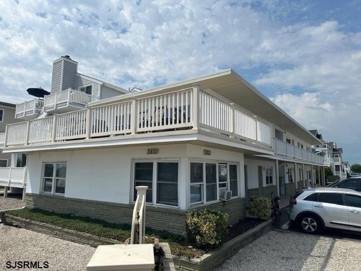 Picture of Home For Sale in Brigantine, New Jersey, United States