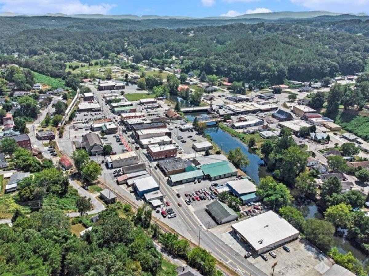 Picture of Residential Land For Sale in Copperhill, Tennessee, United States