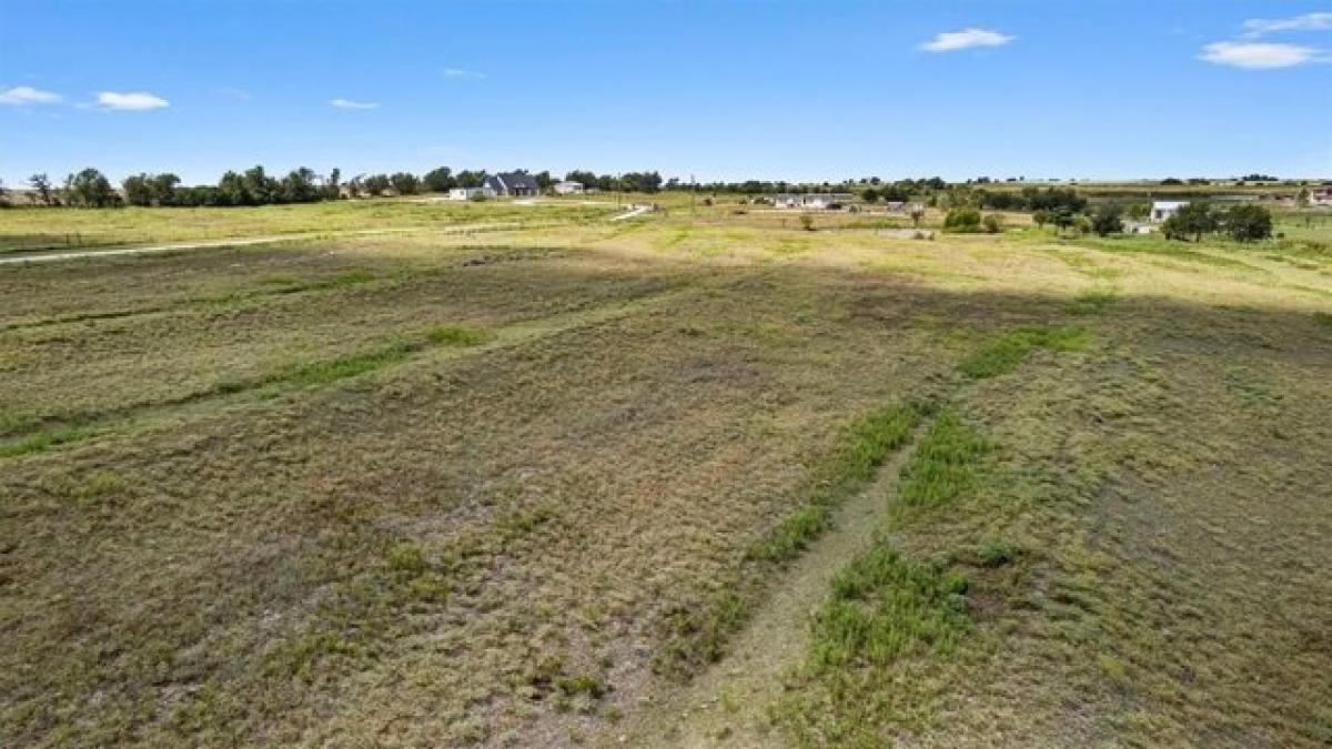 Picture of Residential Land For Sale in Granger, Texas, United States