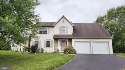 Home For Sale in Lititz, Pennsylvania