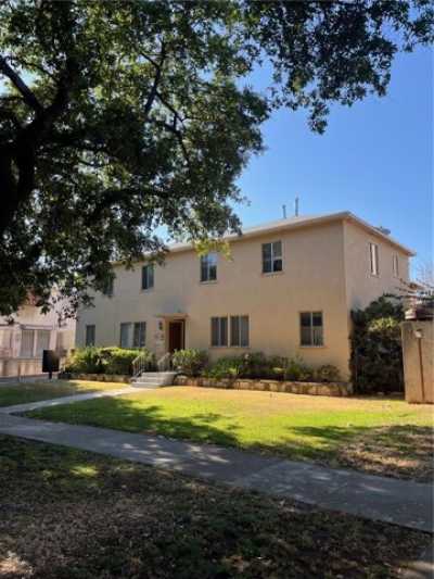 Home For Sale in Glendale, California