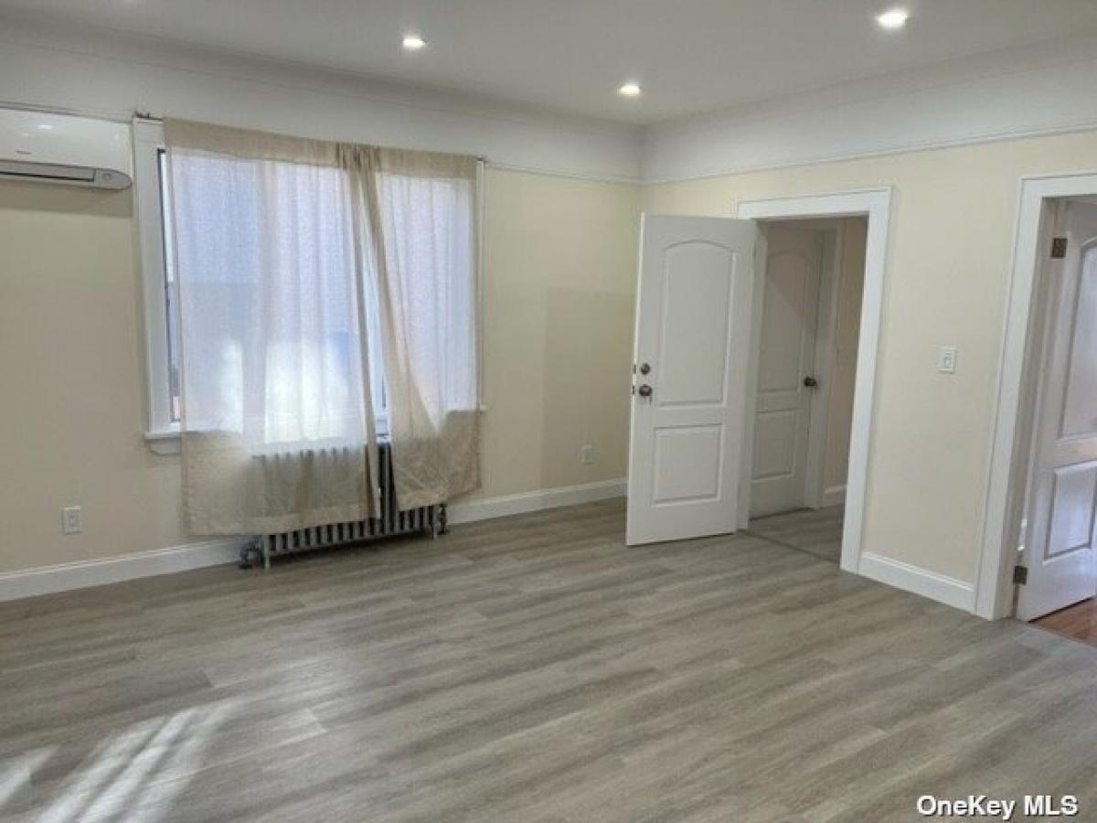 Picture of Apartment For Rent in Glen Cove, New York, United States