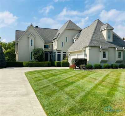 Home For Sale in Perrysburg, Ohio