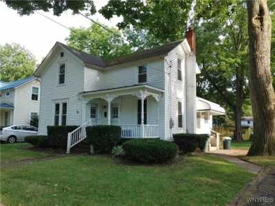 Home For Rent in Youngstown, New York