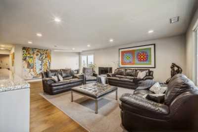 Home For Sale in Northbrook, Illinois