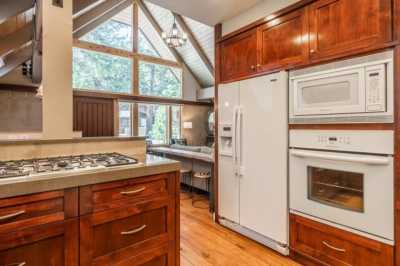 Home For Sale in Mammoth Lakes, California