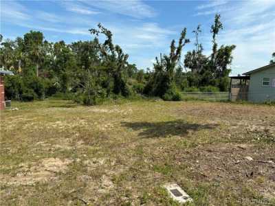 Residential Land For Sale in Crystal River, Florida