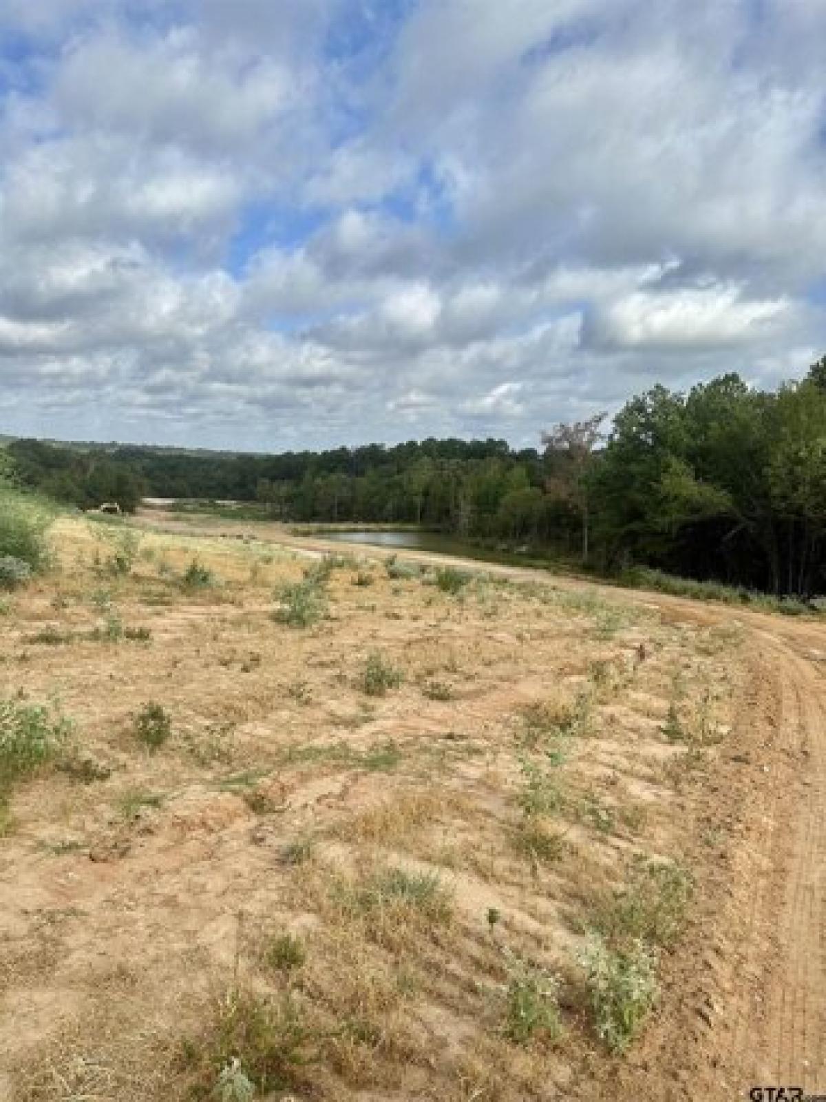 Picture of Residential Land For Sale in Lindale, Texas, United States