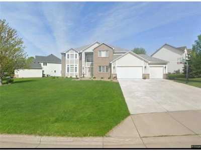 Home For Sale in Cottage Grove, Minnesota