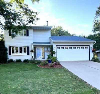 Home For Sale in Maplewood, Minnesota