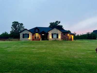 Home For Sale in Blanchard, Oklahoma