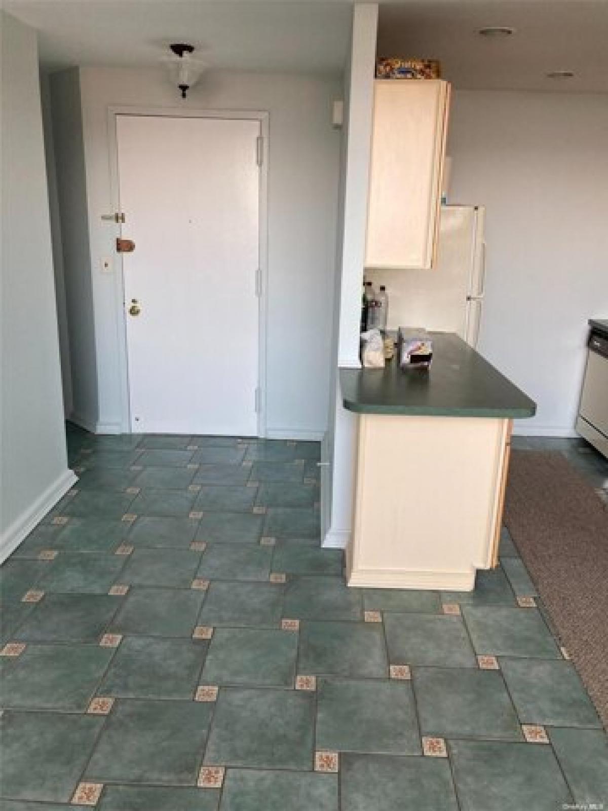 Picture of Home For Rent in Long Beach, New York, United States